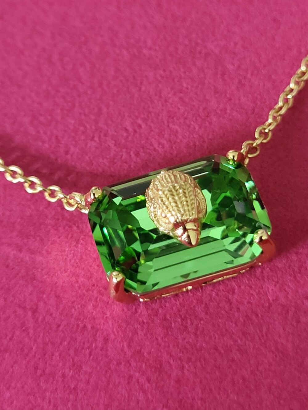 Kurt Geiger Peridot / Celadon Green Crystal Necklace Eagle Bnwt EL